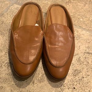 Universal Thread mules